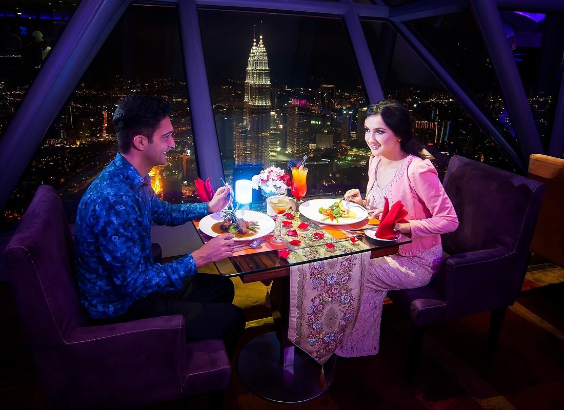Dinner Buffet at ORBIT Revolving Dining in KL Tower