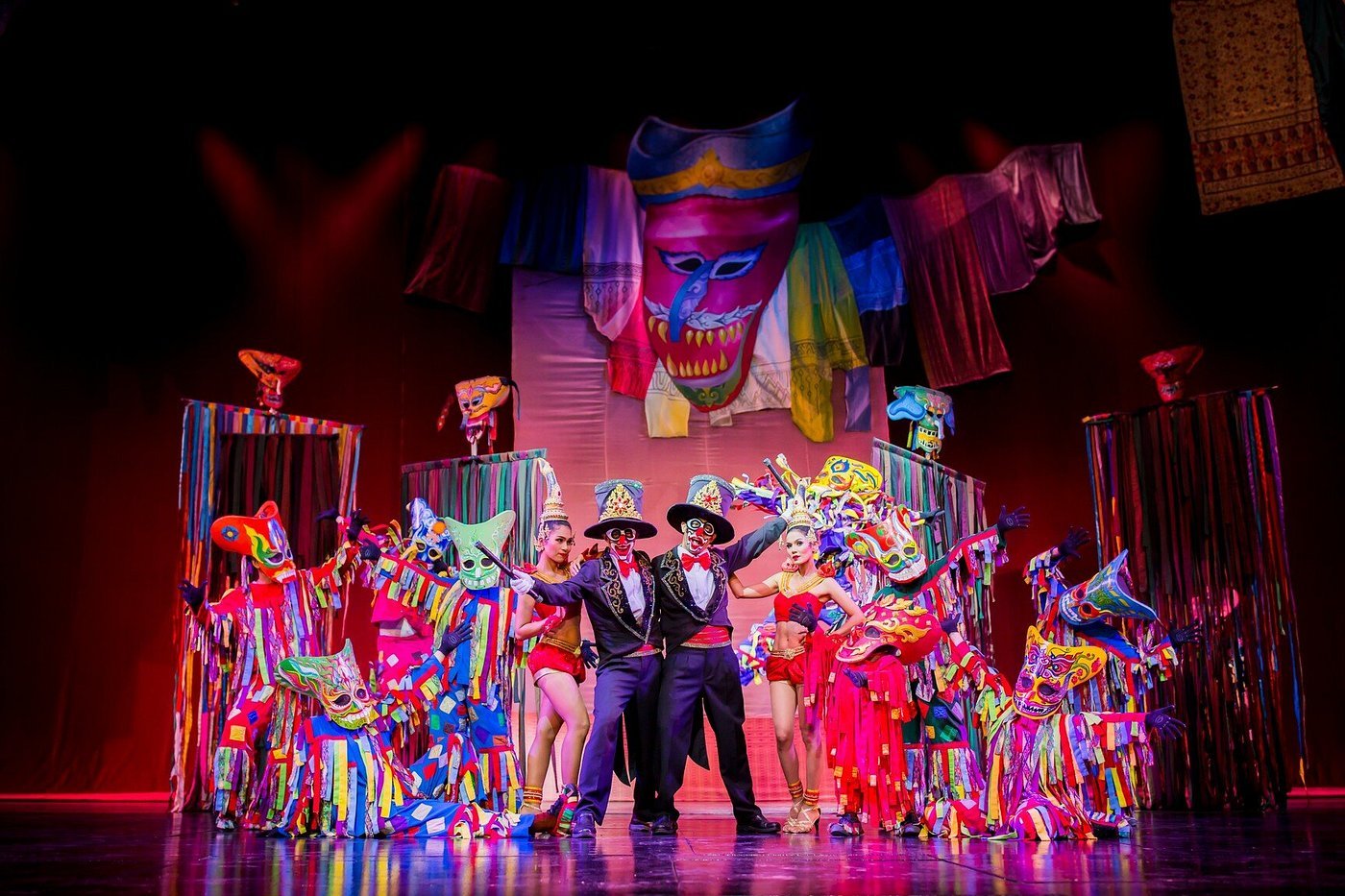 Phuket Fantasea Group Saver Tickets: Group of 3 & More