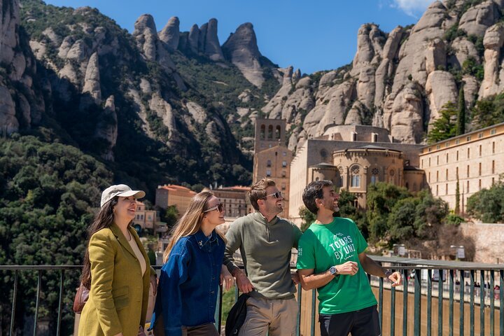 From Barcelona: Montserrat Day Trip & Horseback Riding
