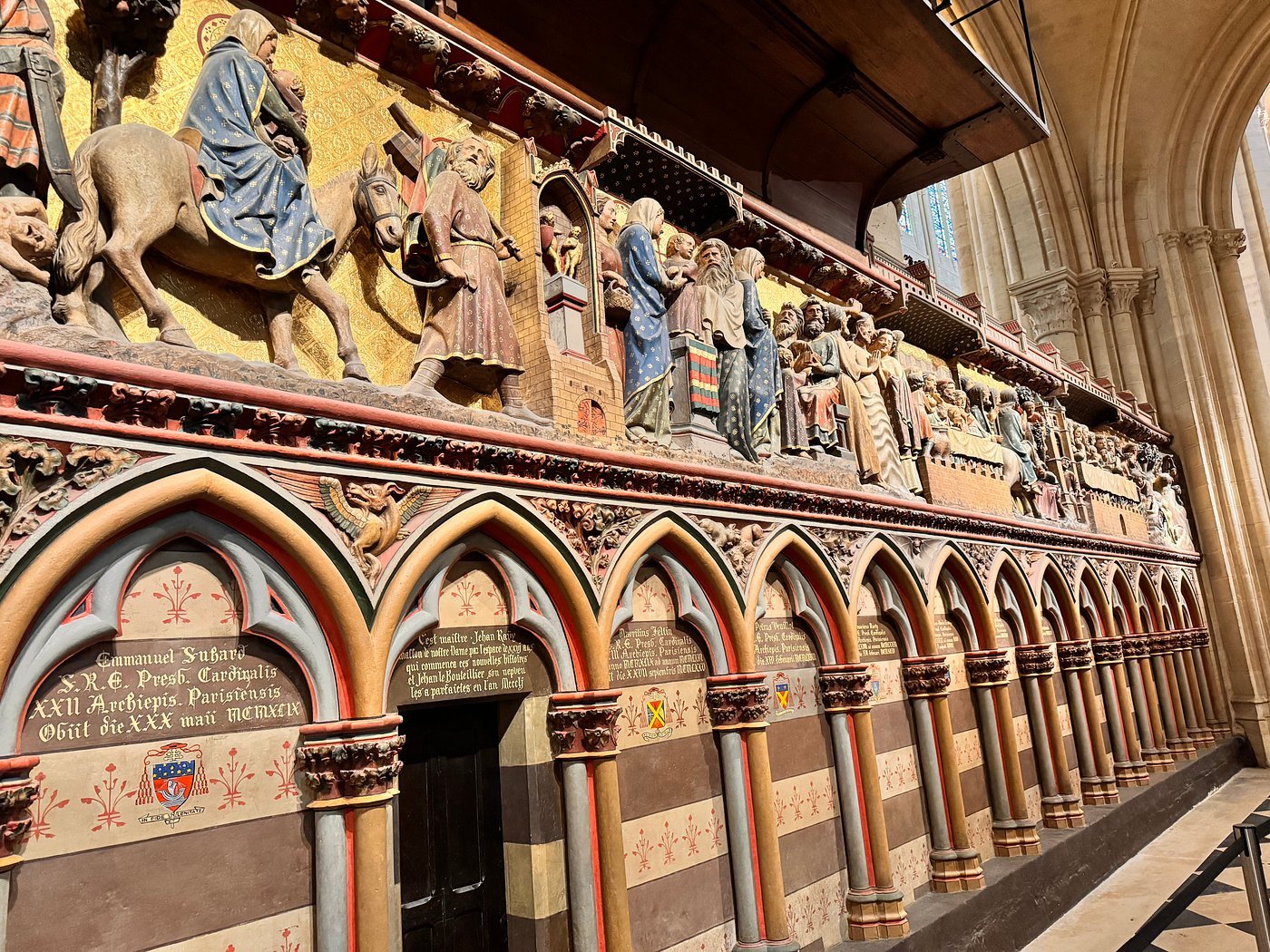 Notre-Dame Interior Guided Tour