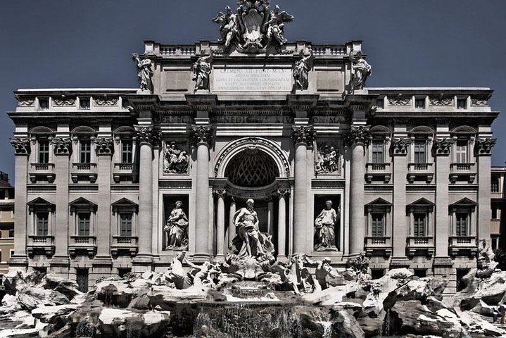 Squares & Fountains of Rome: 2-Hour Walking Tour
