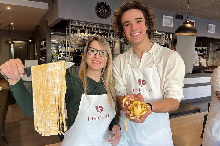 Rome: Pasta Making Class with Chef and Local Wine Tasting