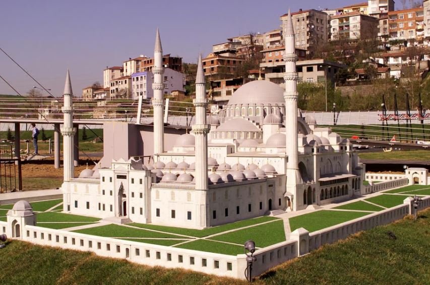 Istanbul Miniatürk Skip-the-Line Tickets & Audio Guide