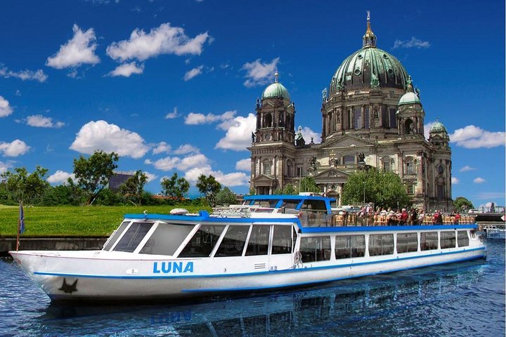 1-Hour Berlin City Highlights Sightseeing Cruise