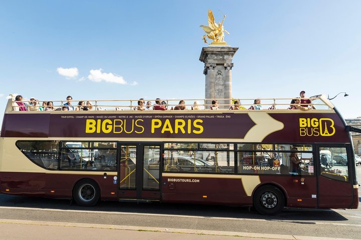 Big Bus: Paris Hop-on Hop-off Bus Tour with Optional Seine River Cruise